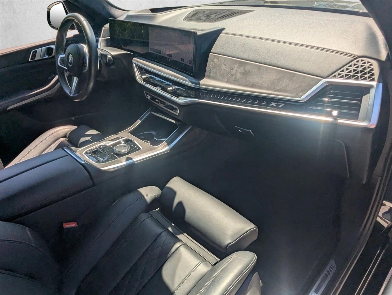 2024 BMW X7 xDrive40i Sports Activity Vehicle