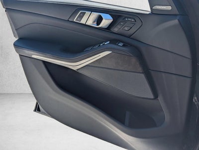 2024 BMW X7 xDrive40i Sports Activity Vehicle