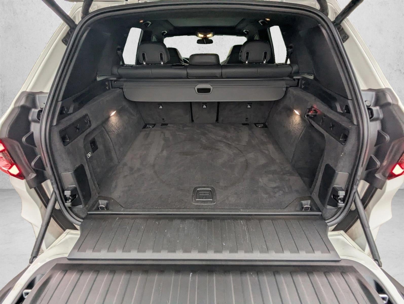 2022 BMW X5 M X5 M Sports Activity Vehicle