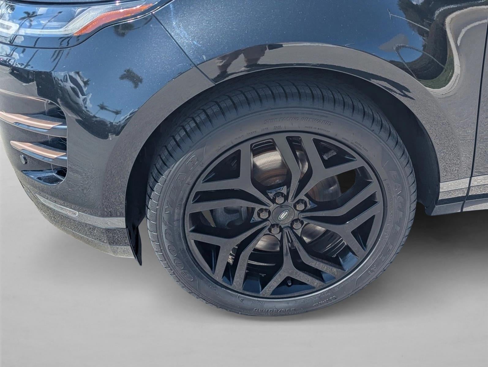 2023 Land Rover Range Rover Evoque R-Dynamic SE AWD