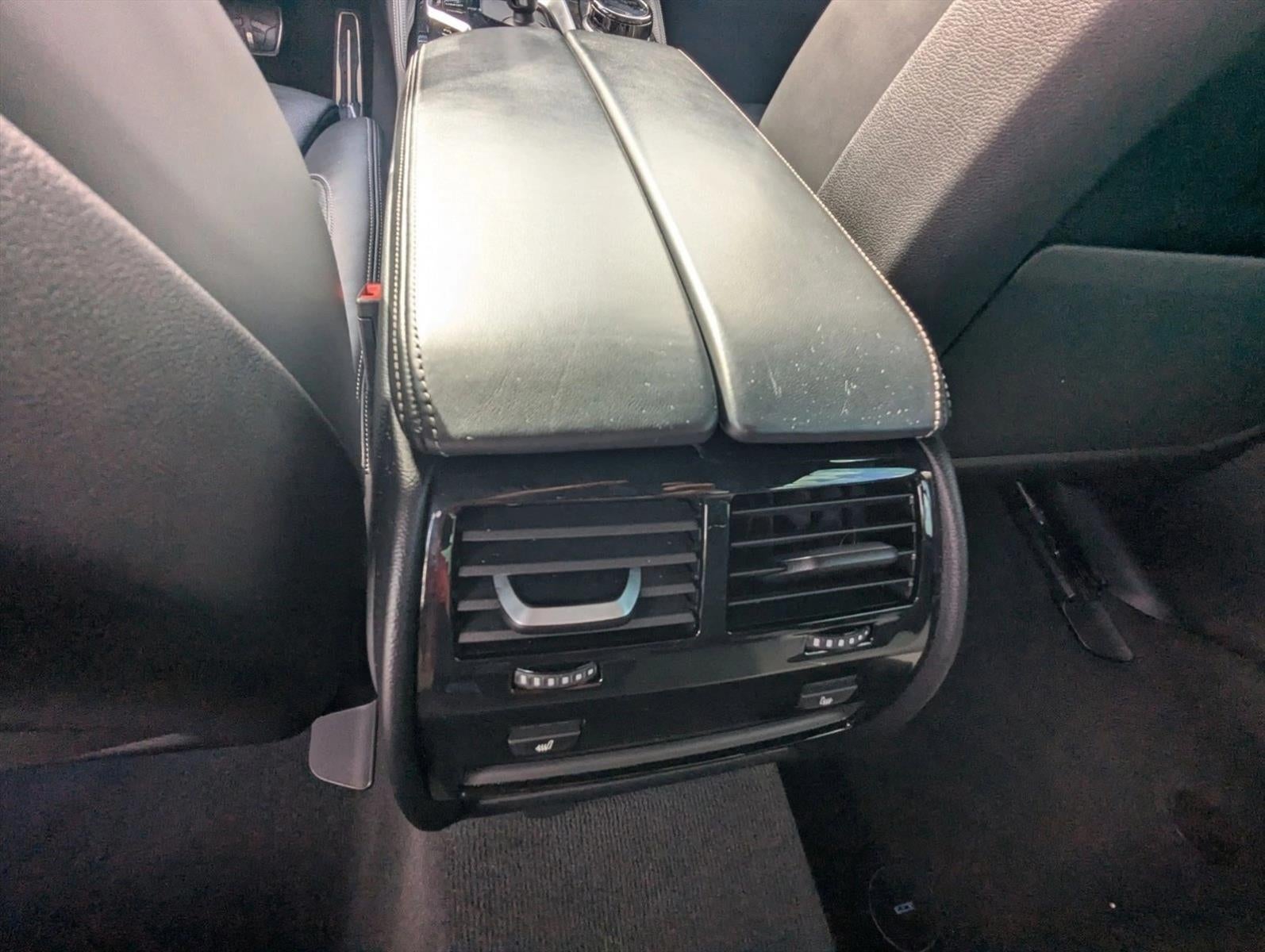 2023 BMW M550i xDrive Sedan