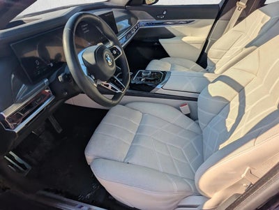 2023 BMW 760i xDrive Sedan