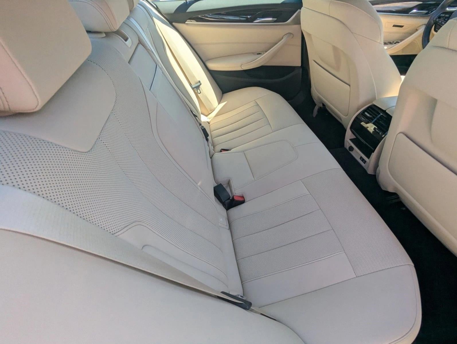 2023 BMW 530i Sedan