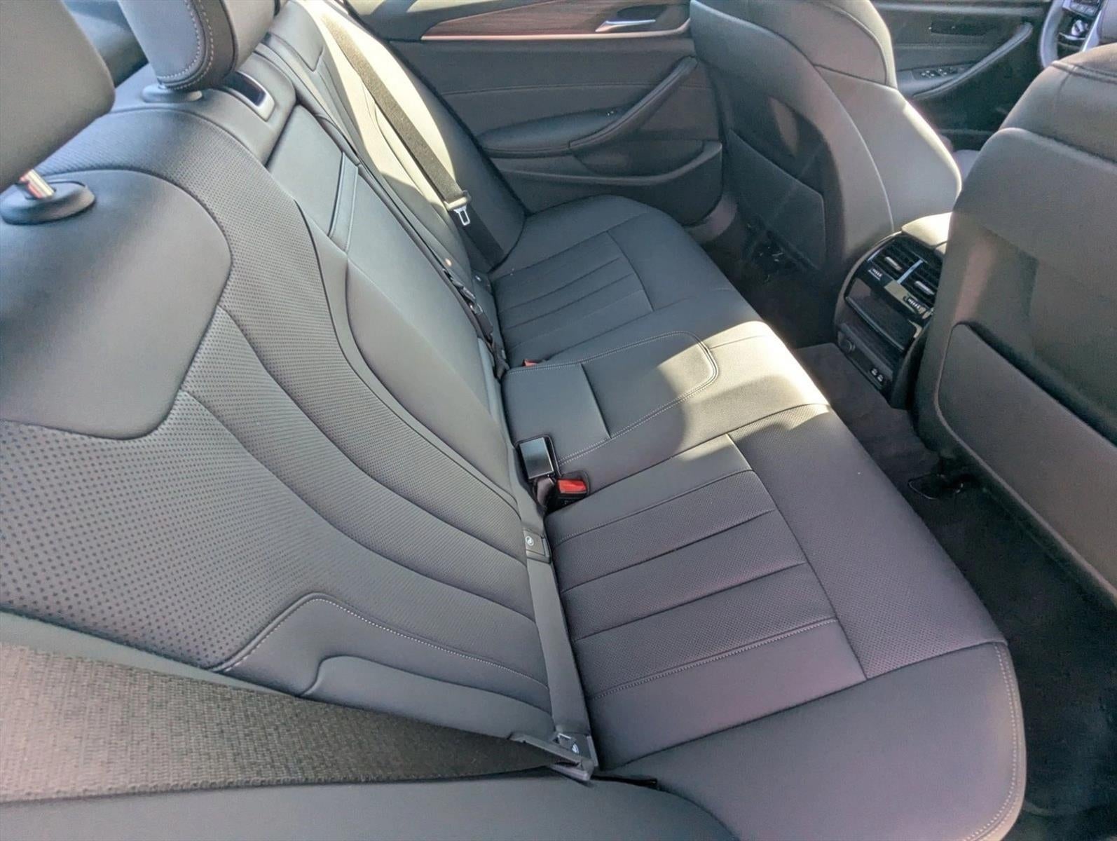 2023 BMW 530i Sedan