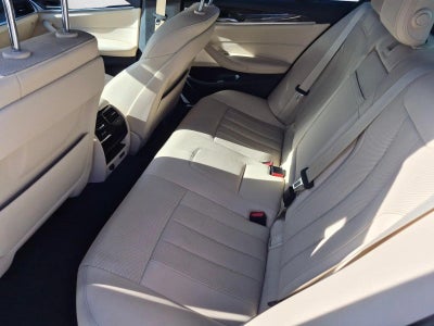2023 BMW 530i Sedan
