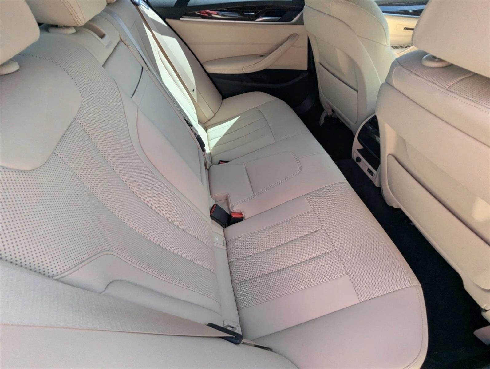 2023 BMW 540i Sedan