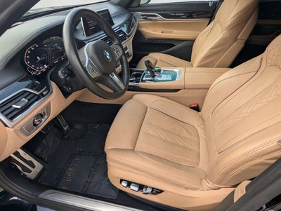 2022 BMW 740i xDrive Sedan