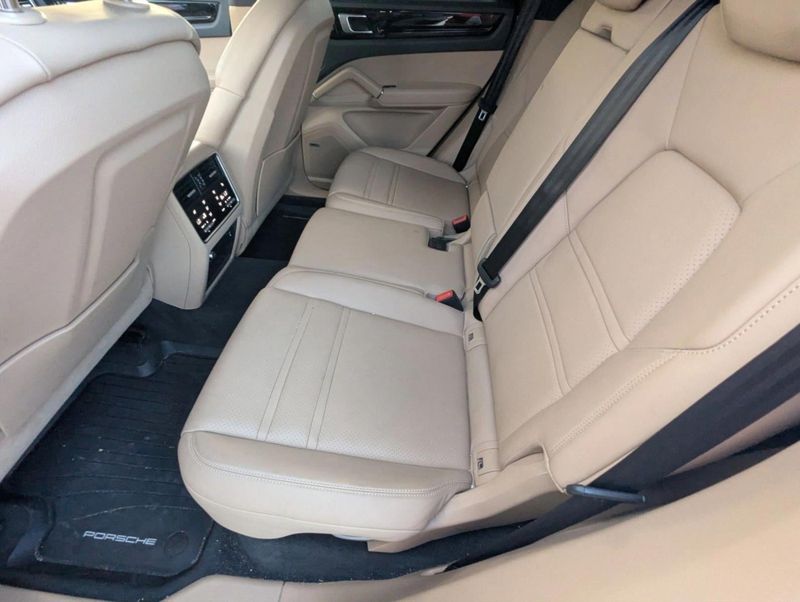 2021 Porsche Cayenne AWD