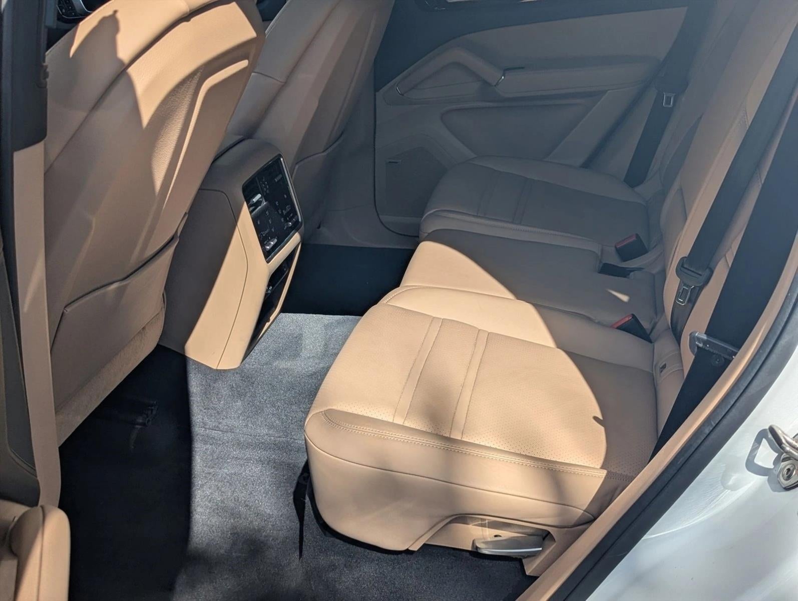 2021 Porsche Cayenne AWD