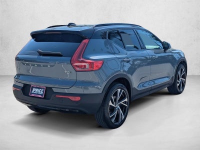 2021 Volvo XC40 T5 AWD R-Design