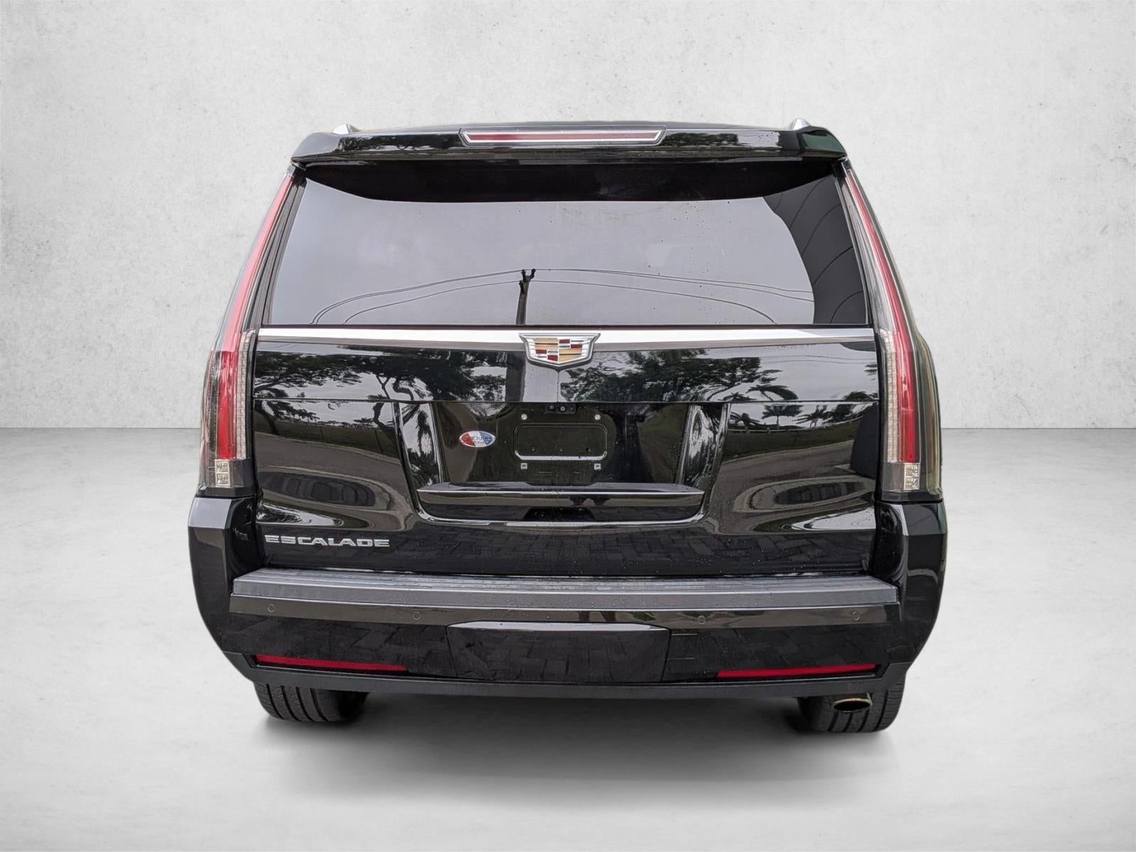 2020 Cadillac Escalade 4WD Platinum