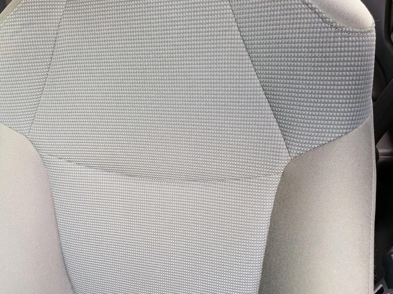 2023 Toyota RAV4 LE FWD (GS)