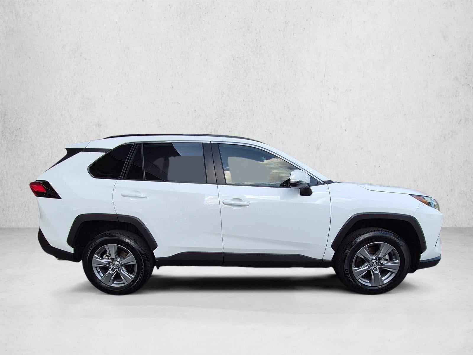 2023 Toyota RAV4 XLE FWD (GS)