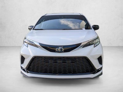 2022 Toyota Sienna XSE FWD 7-Passenger (Natl)