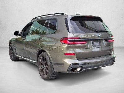 2025 BMW X7 xDrive40i Sports Activity Vehicle