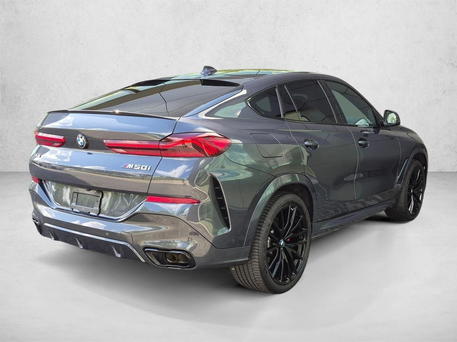 2022 BMW X6 M50i Sports Activity Coupe
