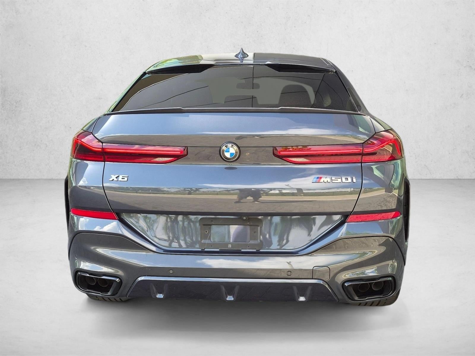 2022 BMW X6 M50i Sports Activity Coupe