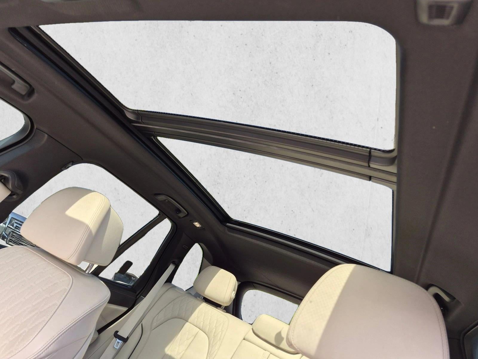 2022 BMW X5 M50i Sports Activity Vehicle