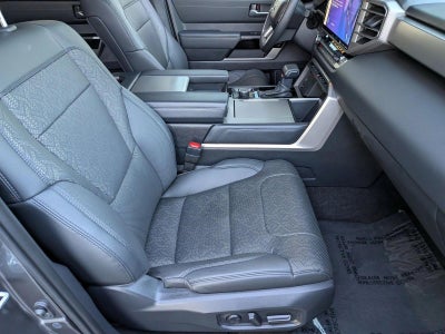 2023 Toyota Sequoia Limited 4WD (SE)