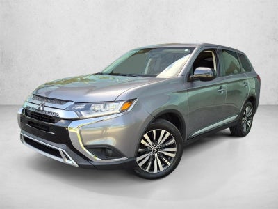 2020 Mitsubishi Outlander ES FWD