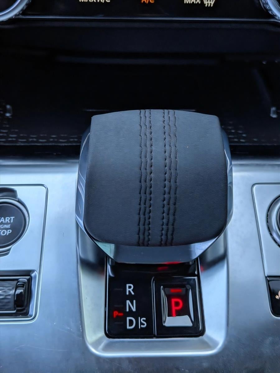 2024 Jaguar XF R-Dynamic SE Sedan RWD