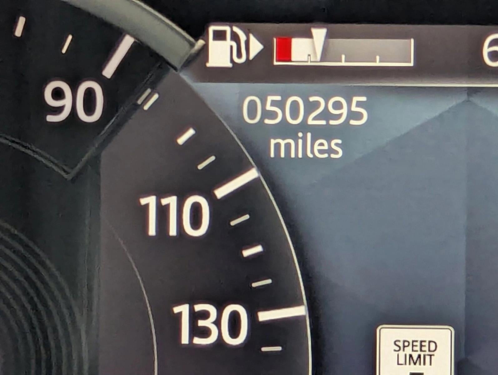 2022 Jaguar XF SE Sedan RWD