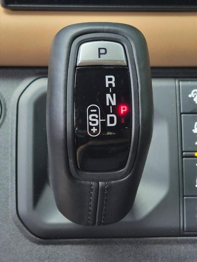 2025 Land Rover Defender 110 P400 X-Dynamic SE