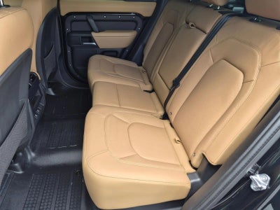 2025 Land Rover Defender 110 P400 X-Dynamic SE