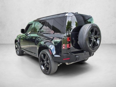 2025 Land Rover Defender 110 P400 X-Dynamic SE