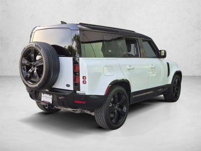 2023 Land Rover Defender 110 X-Dynamic SE AWD