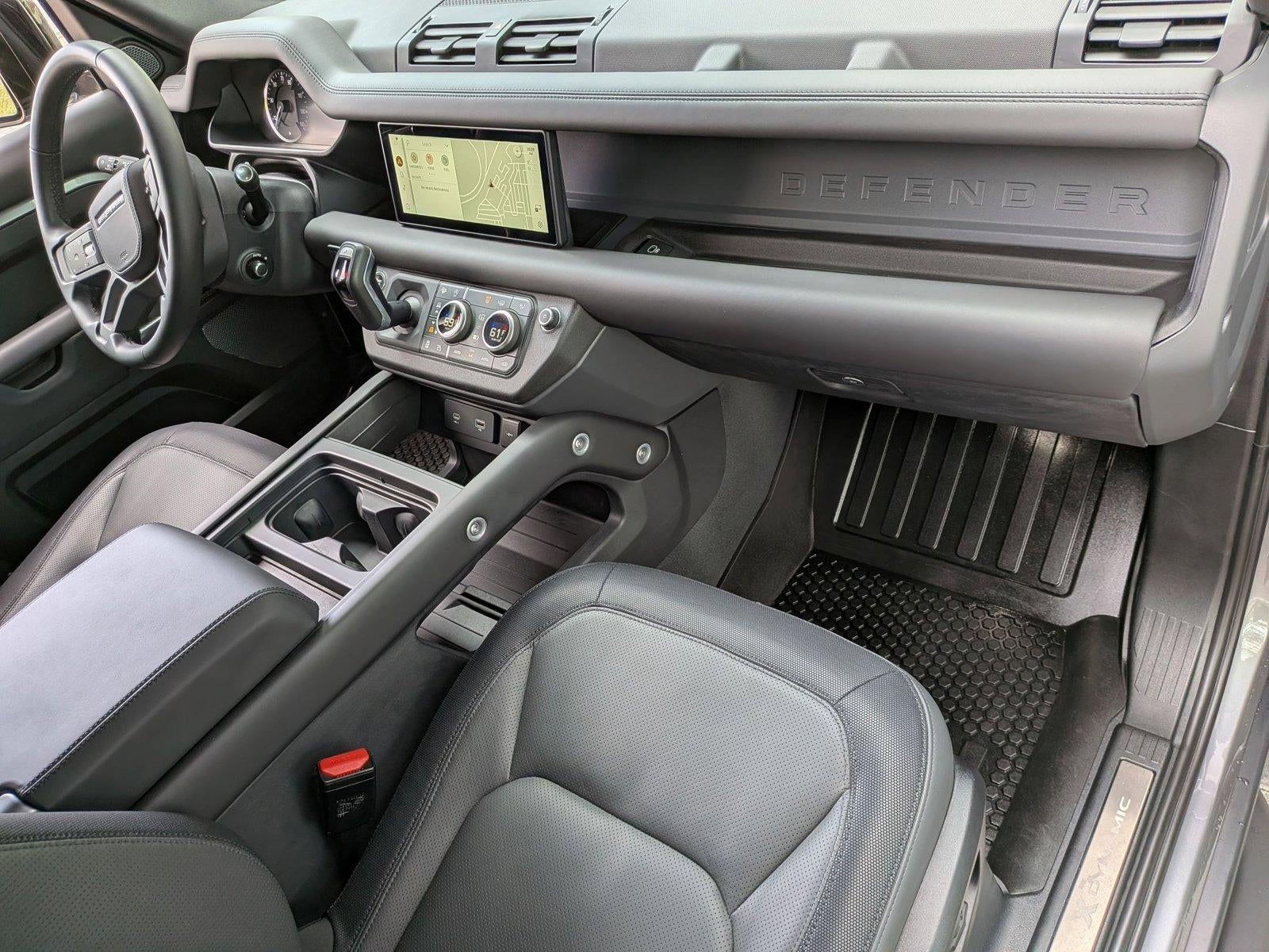 2023 Land Rover Defender 110 X-Dynamic SE AWD