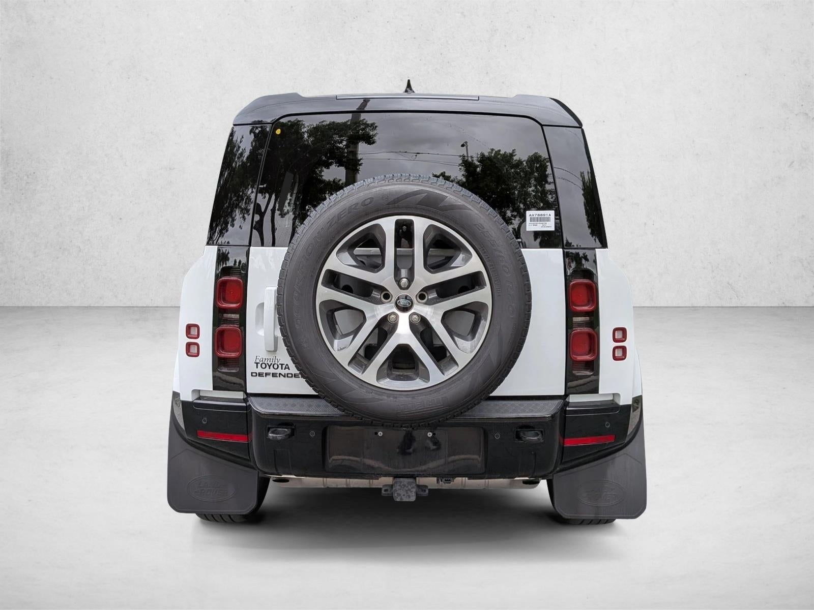 2024 Land Rover Defender 110 P400 X-Dynamic SE