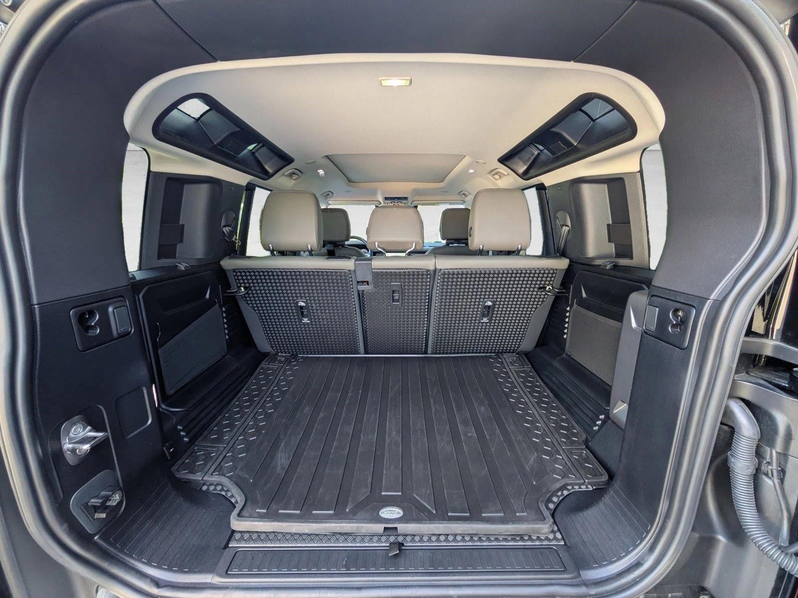 2024 Land Rover Defender 110 P300 S