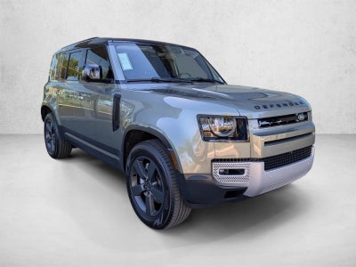 2025 Land Rover Defender 110 P300 S