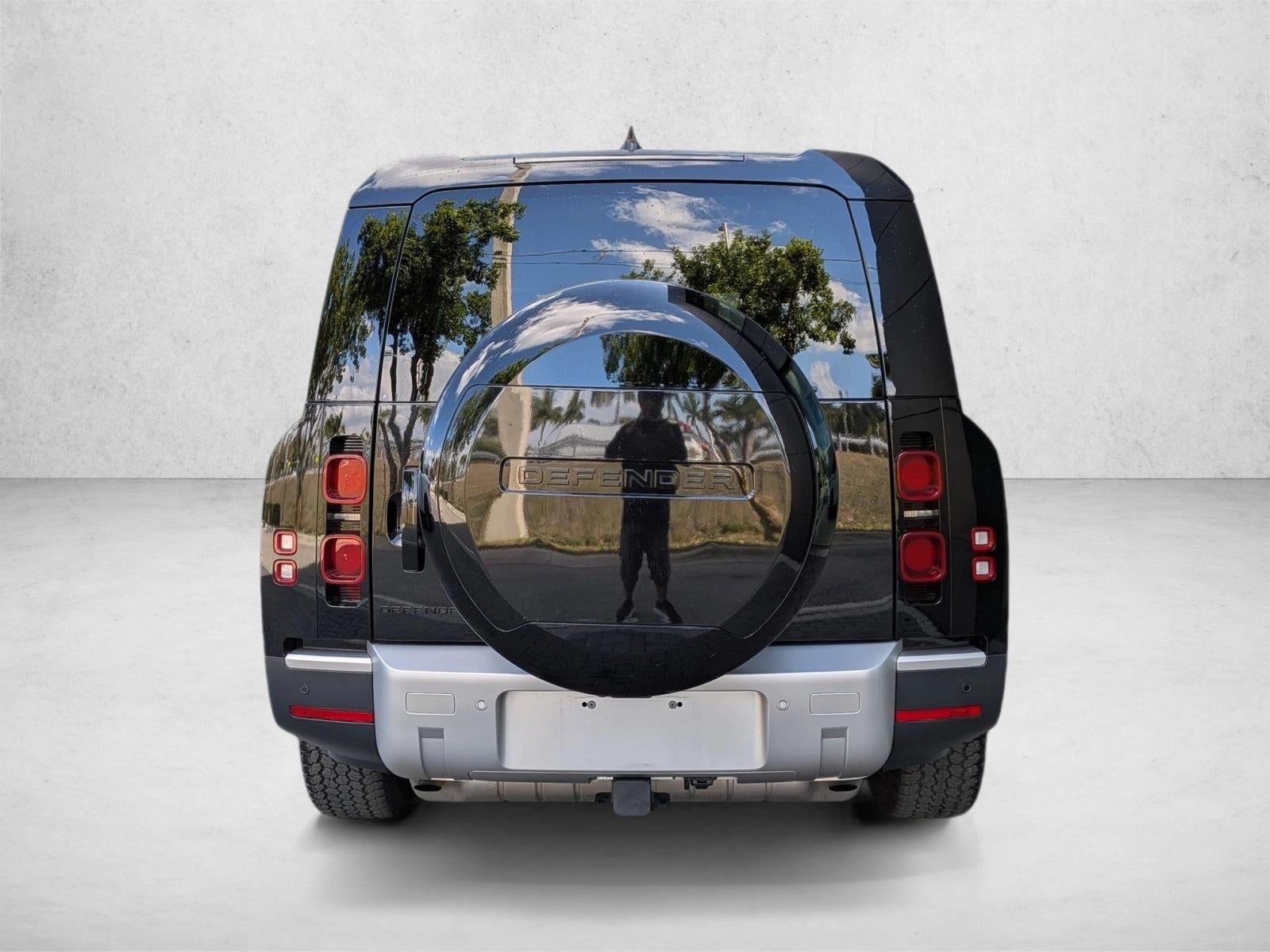 2024 Land Rover Defender 130 P400 S