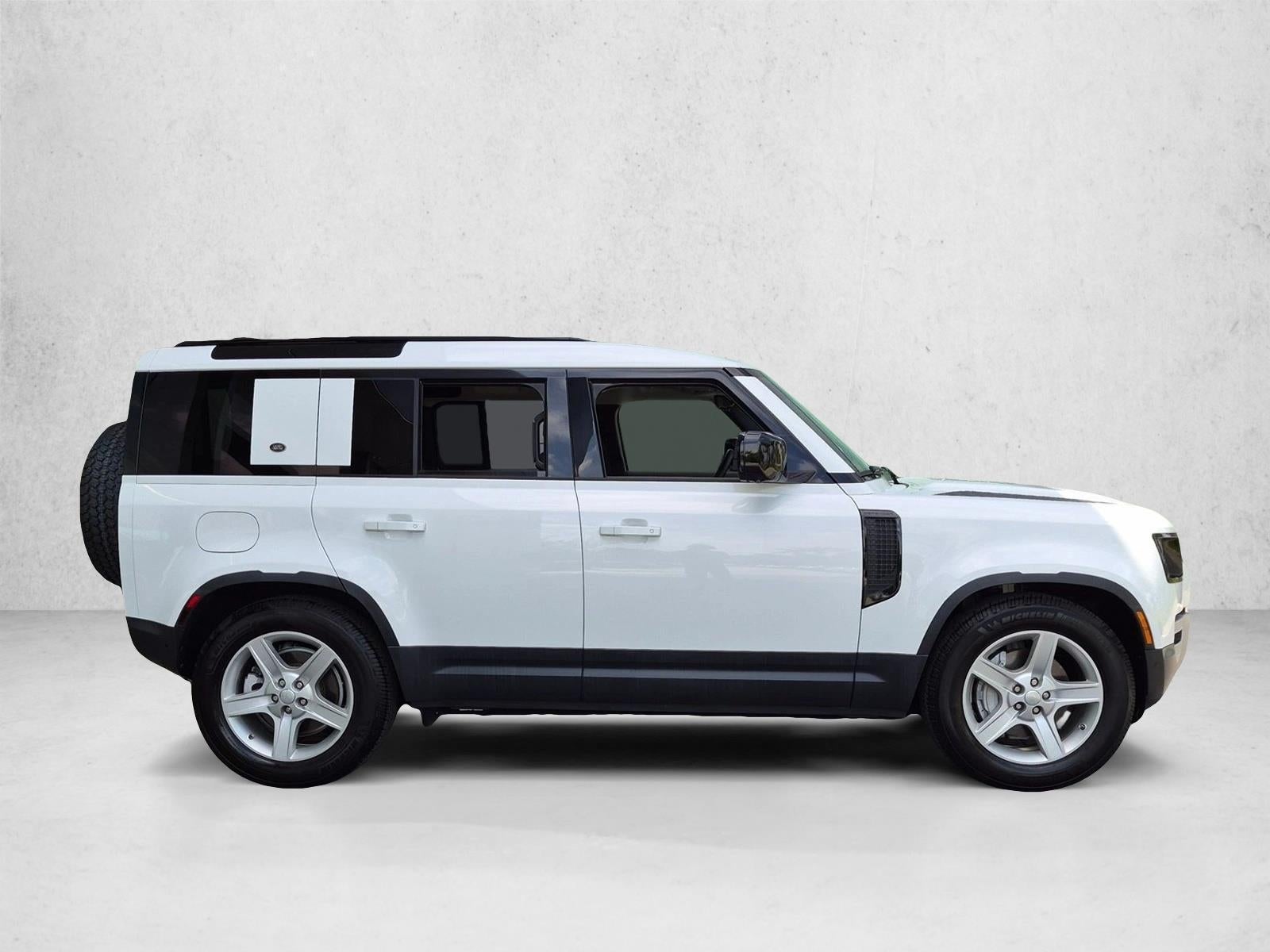 2020 Land Rover Defender 110 SE AWD