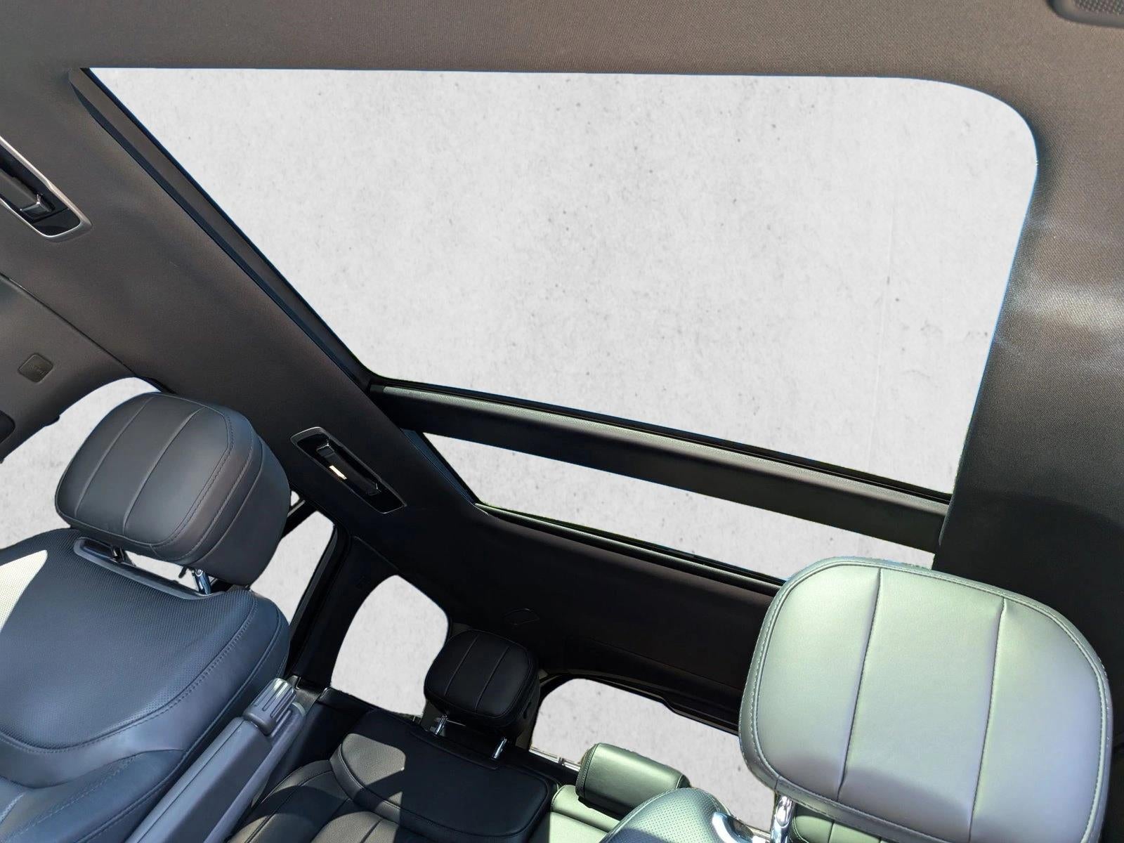 2023 Land Rover Range Rover P530 SE SWB