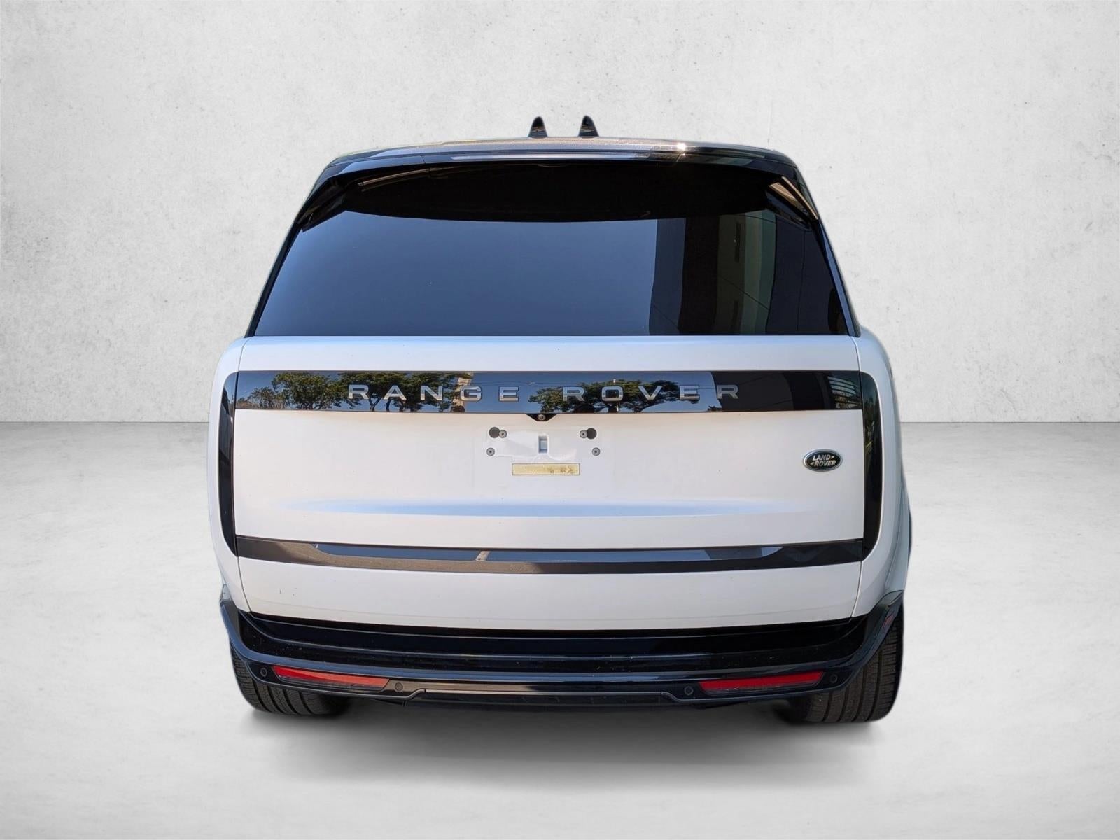 2023 Land Rover Range Rover P530 SE SWB