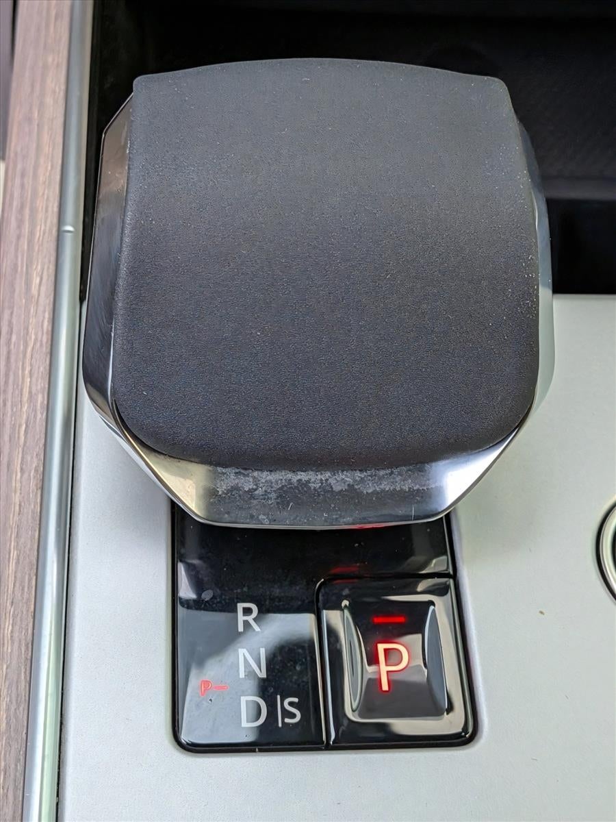 2024 Land Rover Range Rover P530 SE SWB