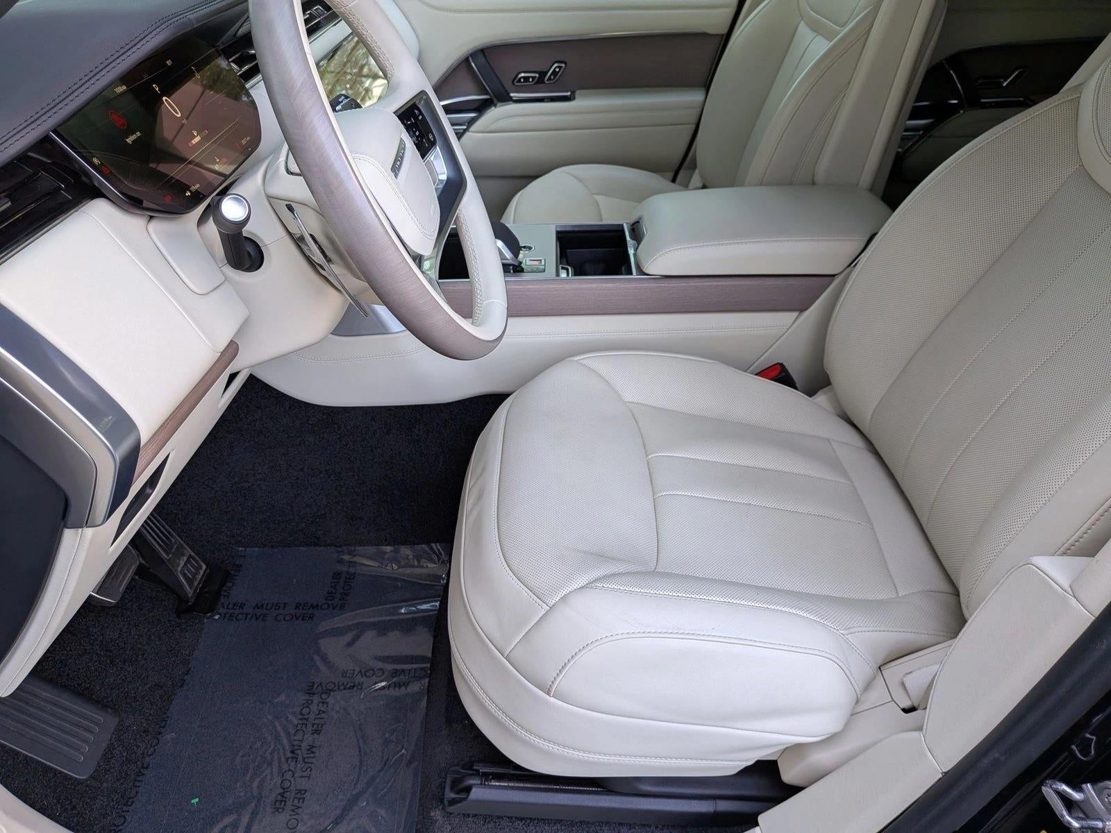 2024 Land Rover Range Rover P530 SE SWB