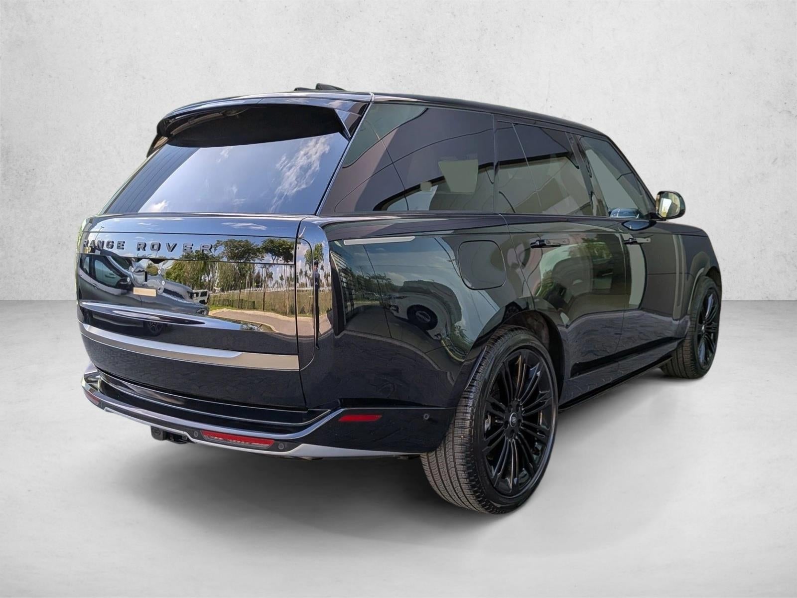 2024 Land Rover Range Rover P530 SE SWB