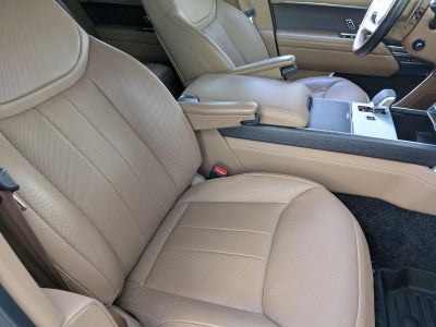 2025 Land Rover Range Rover P530 SE SWB