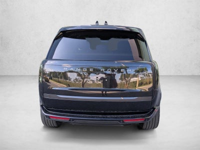 2025 Land Rover Range Rover P530 SE SWB