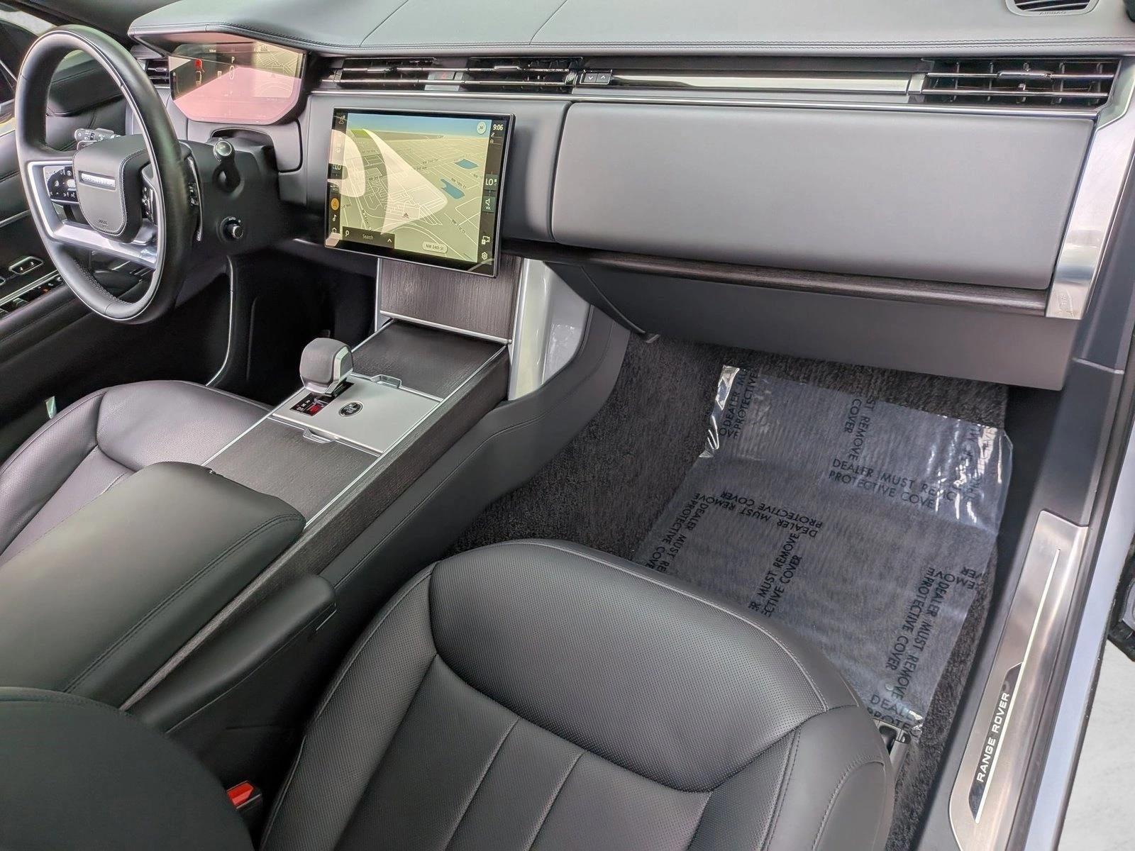 2025 Land Rover Range Rover P530 SE SWB