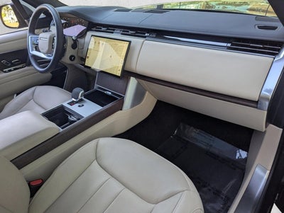 2024 Land Rover Range Rover P530 SE SWB