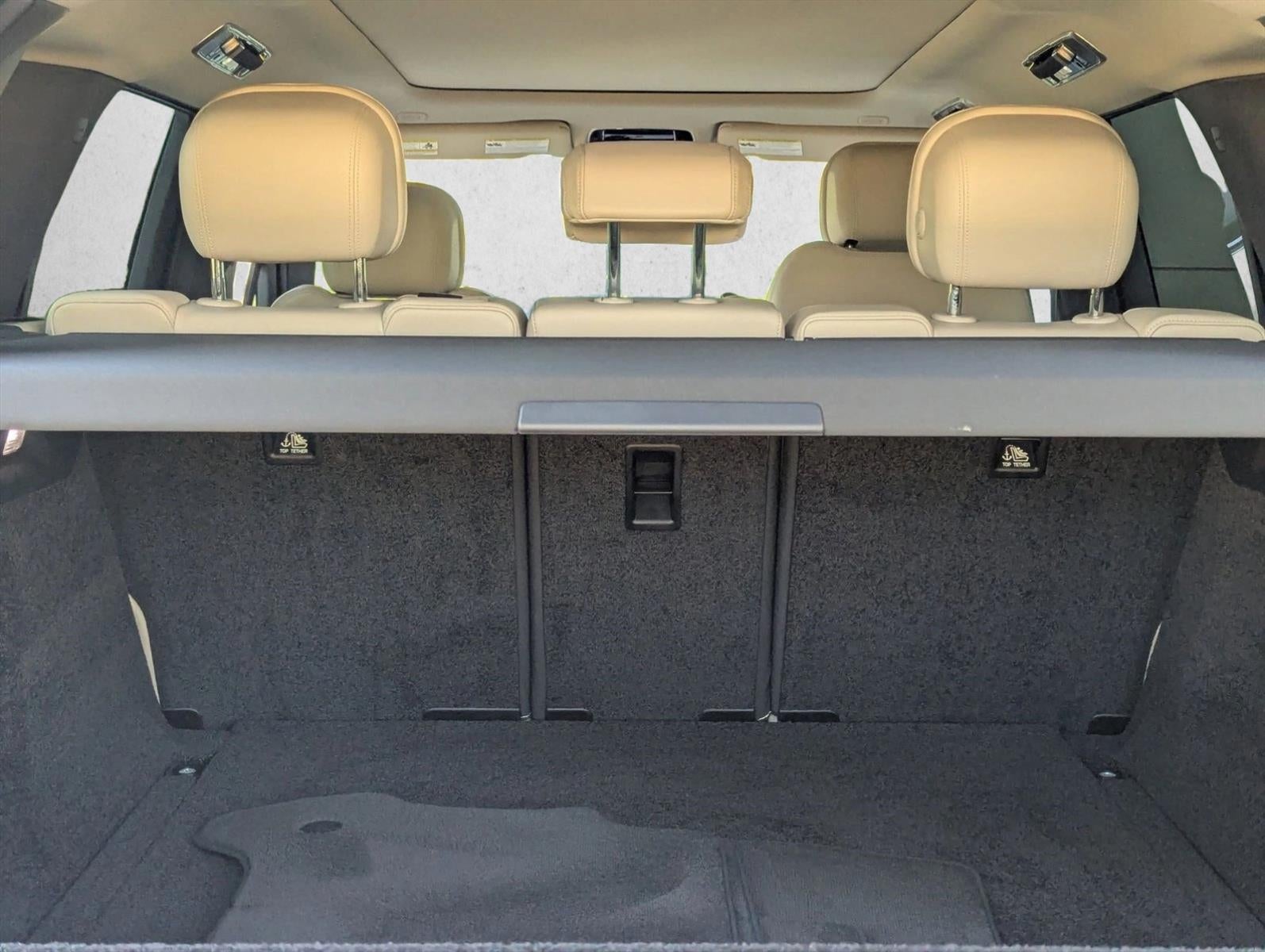 2024 Land Rover Range Rover P530 SE SWB