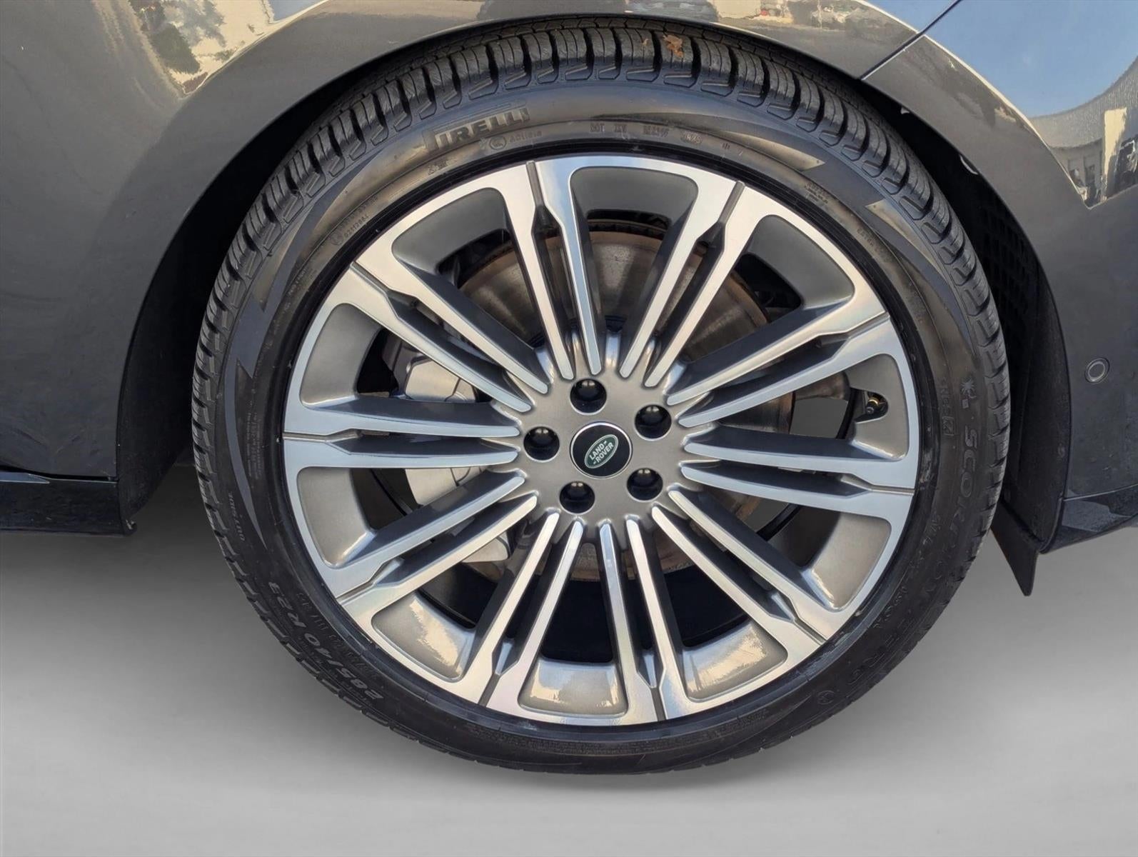 2024 Land Rover Range Rover P530 SE SWB