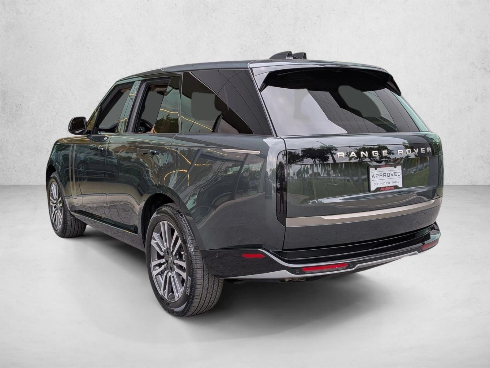 2024 Land Rover Range Rover P530 SE SWB