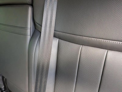 2025 Land Rover Range Rover P550e SE SWB