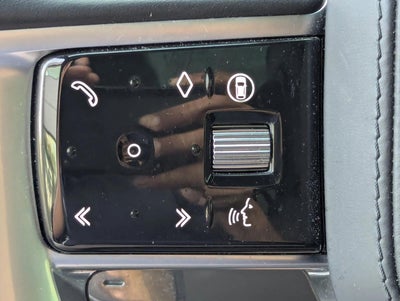 2025 Land Rover Range Rover P550e SE SWB